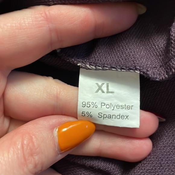 Colorblock Sweatshirt - Picture 3 of 3